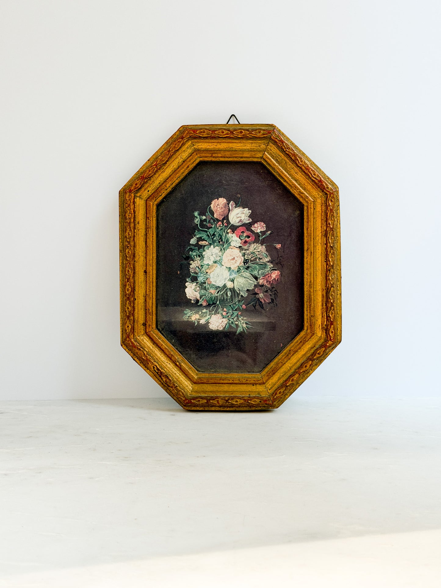 Small Octogan Flowers Gold Frame