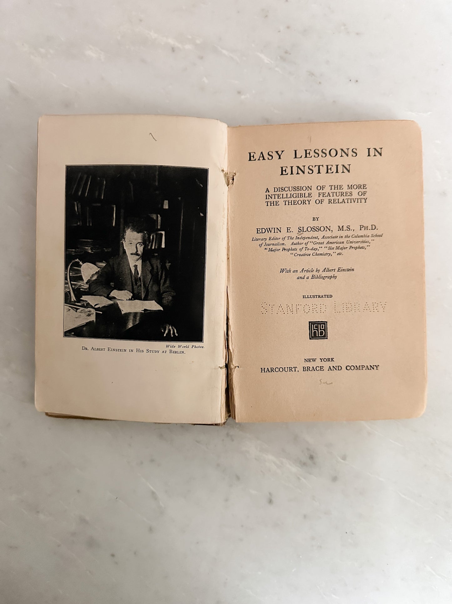 Vintage Book – Easy Lessons in Einstein